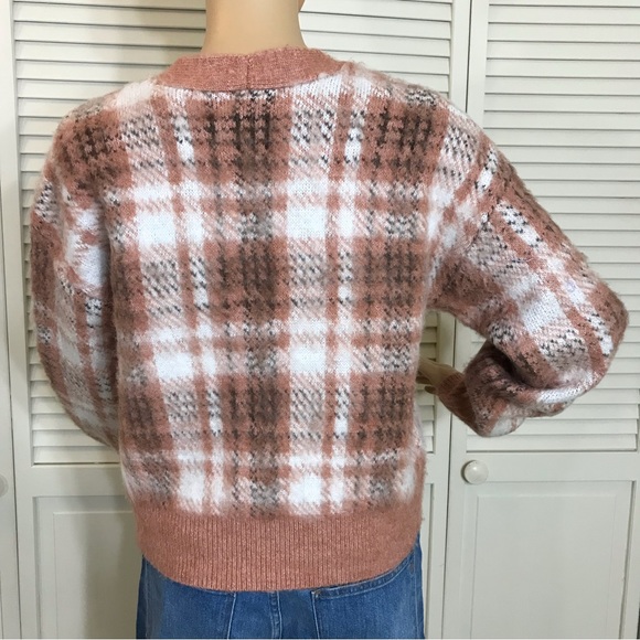 NWT Cupcakes & Cashmere Brushed Cropped Boyfriend Cardigan - Picture 6 of 14